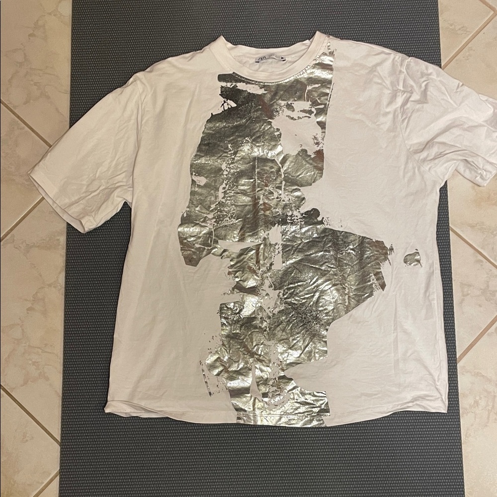 Zara White Tee with Silver Graphic